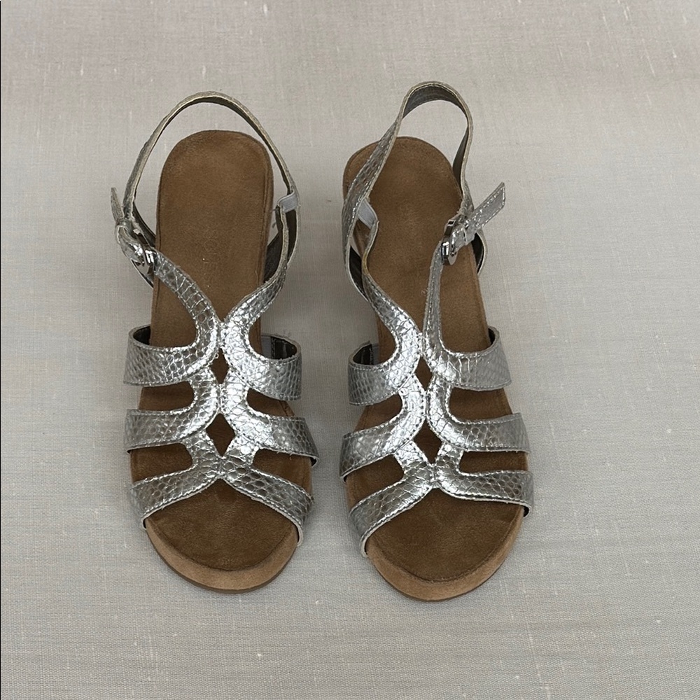 AEROSOLES Silver Strappy Sandals with Slingback